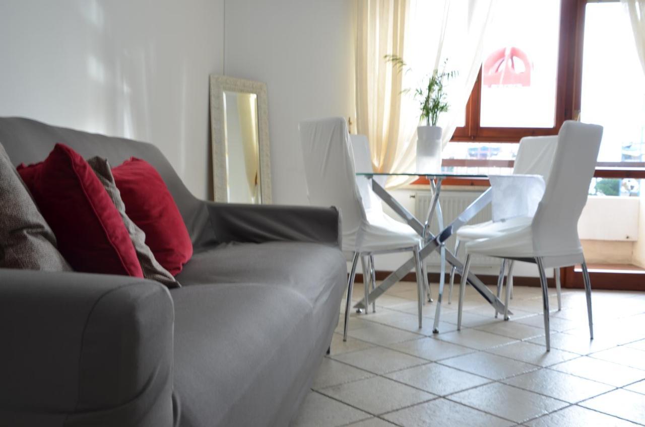 קליארי Giusy Monreale Apartment מראה חיצוני תמונה